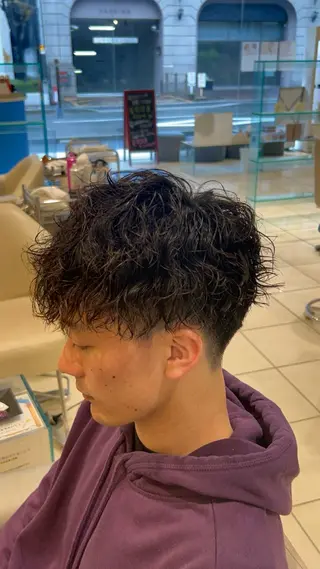 パーマ メンズ メンズパーマ 副店長ユウタのヘアスタイル