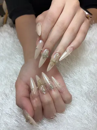 ネイル 佐藤 依娜のネイルデザイン