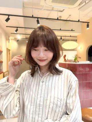 ミディアム 🧡ボブ/うる艶カラ ー🩵 さくら🌸のヘアスタイル