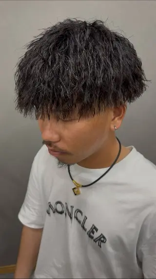 パーマ メンズ &tigre 佐藤秀太のヘアスタイル