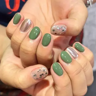 ネイル nakae🐈‍⬛ ／A&A蕨のネイルデザイン