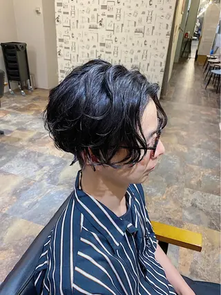 ショート パーマ メンズ 山口 浩之のヘアスタイル
