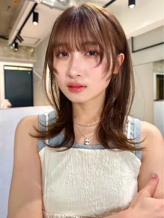 ミディアム カラー パーマ kazuki【顔周り ×レイヤーカット】のヘアスタイル