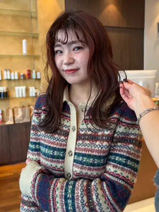 ロング カラー パーマ ルナ|大人レイヤー| 白髪ぼかしハイライトのヘアスタイル