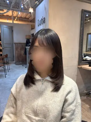 ミディアム lutia池袋 momoka⠀のヘアスタイル
