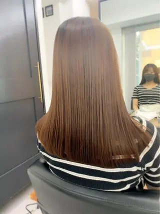 セミロング カラー パーマ ヘアアレンジ メンズ キッズ ネイル マツエク・マツパ アイブロウ 似合せレイヤー/ 柔らか透明感カラーのヘアスタイル