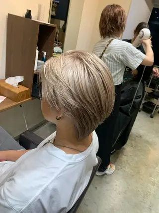 メンズ 抜け感ダブルカラー miyukiのヘアスタイル