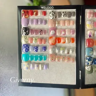 ネイル Giverny .のネイルデザイン
