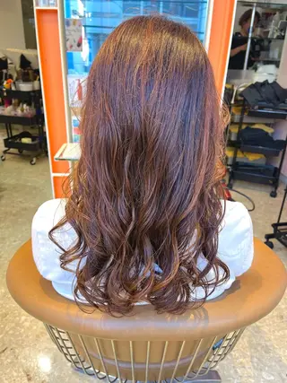 セミロング パーマ うしだ かおるのヘアスタイル