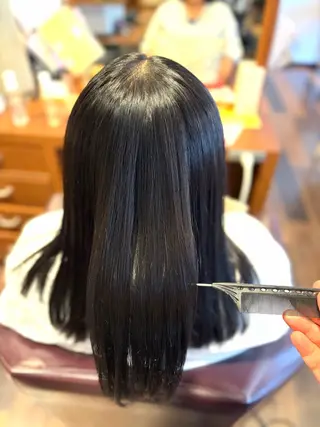 ミディアム よしだ しおりのヘアスタイル