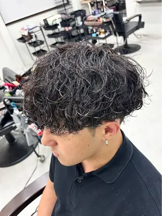 パーマ メンズ KanedaRio パーマ/フェードのヘアスタイル