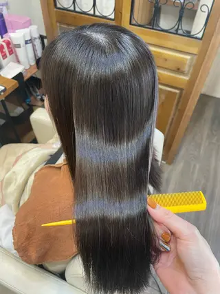 ミディアム 山木 裕子のヘアスタイル