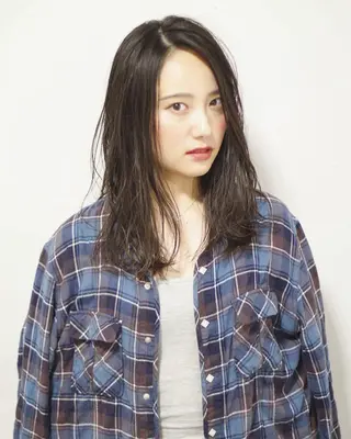 ミディアム 中野 恵脩のヘアスタイル