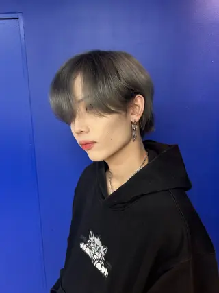 カラー メンズ 佐々木 大地のヘアスタイル