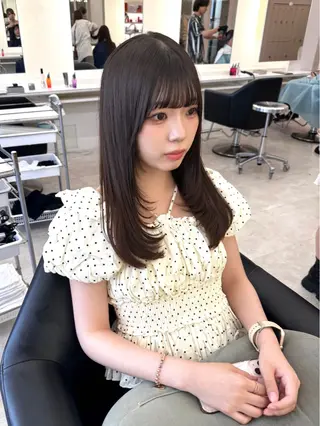 ロング カラー NANO／ ブリーチ×レイヤーのヘアスタイル
