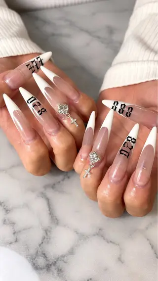ネイル Garnet nailのネイルデザイン