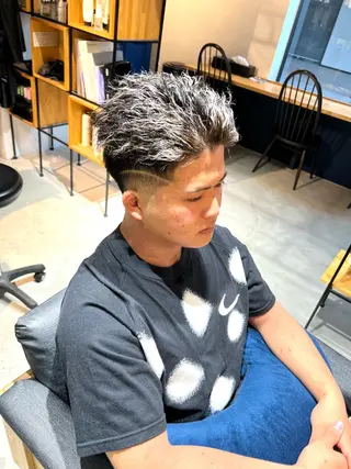 カラー パーマ メンズ メンズ専門 井藤 雅也のヘアスタイル