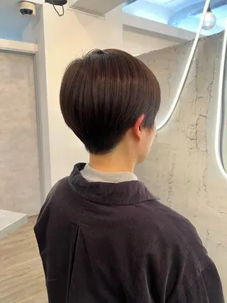 ショート 窪木 里紗のヘアスタイル