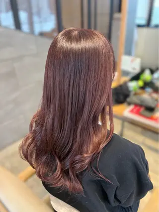 ロング 佐藤 妃織のヘアスタイル