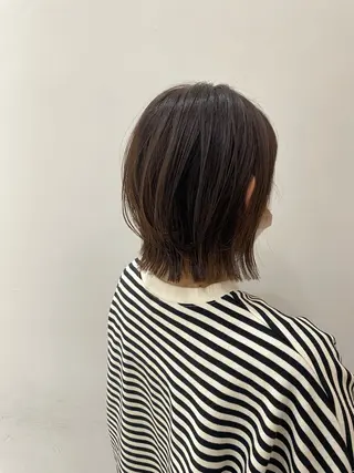 カラー 関 桃萌果のヘアスタイル
