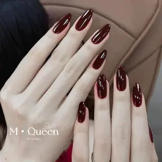 ネイル MQueen ネイルサロンマルのネイルデザイン