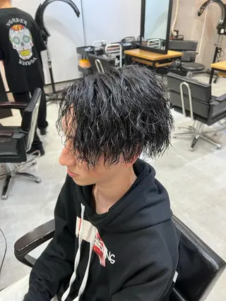 パーマ メンズ パーマ特化美容師 佐藤壮流のヘアスタイル