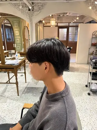 メンズ ニュアンスパーマ🌀 毛流れ🩶イザベラのヘアスタイル