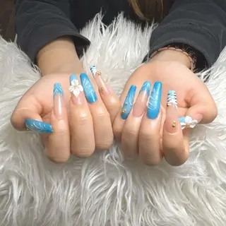 ネイル ENsalon AKIRAのネイルデザイン