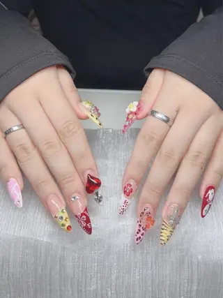 ネイル Lee Nails チップ長さだし専門店のネイルデザイン