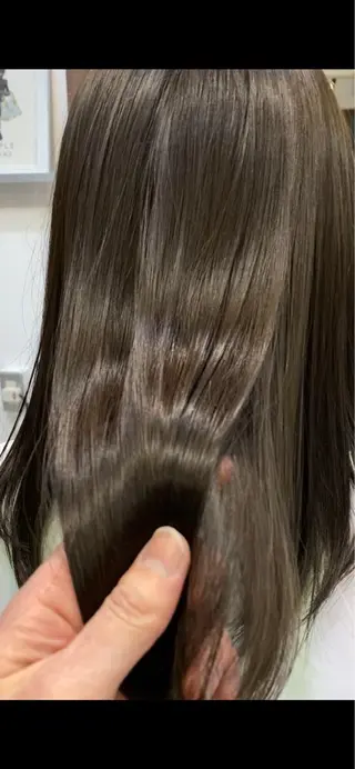 セミロング カラー 🌻秋山 夏樹🌻のヘアスタイル