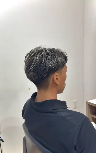 メンズ ✨艶/縮毛/カット 長岡/剣持快吏✨のヘアスタイル
