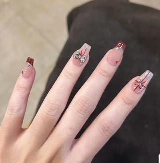 ネイル エリ🫧 nail池袋東口のネイルデザイン