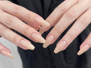 ネイル NAILSTUD!O YOROのネイルデザイン