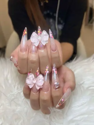 ネイル ANH NAIL ゴテゴテ専門店💎のネイルデザイン