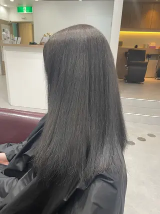ロング カラー 清水 保博のヘアスタイル