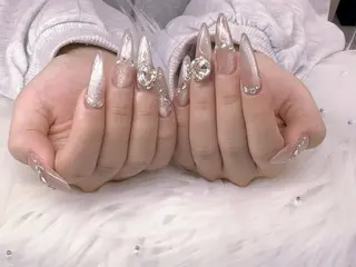 ネイル MIKIネイル サロンのネイルデザイン