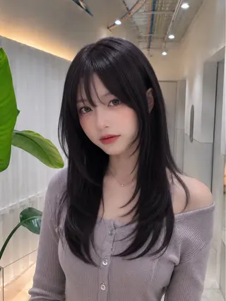 セミロング カラー ラベンダー💜グレー 🩶暗髪🖤のヘアスタイル
