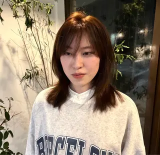 ミディアム カラー 安達凜太郎 レイヤーカットのその他イメージ