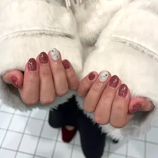 ネイル 横浜Nailist 𝜗𝜚春菜のネイルデザイン