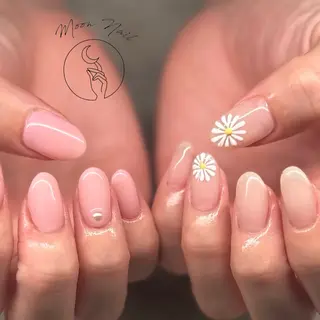 ネイル Moon Nail /栄 大須のネイルデザイン