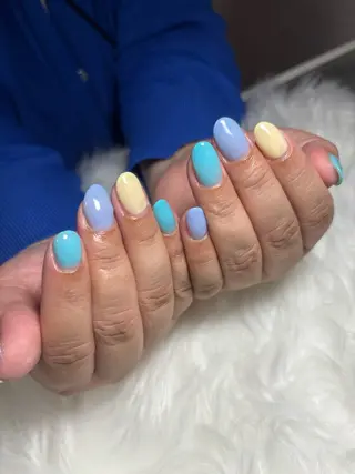 ネイル ビューティーサロン B.glossyのネイルデザイン