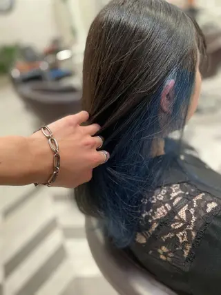 ミディアム 熊崎 樹のヘアスタイル