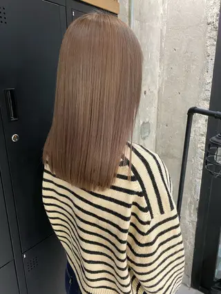カラー KAEDE🌺Wカ ラー/ホワイトカラーのヘアスタイル