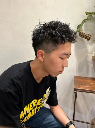 ショート パーマ メンズ 艶透明感カラー/ ルーズパーマ/田中のヘアスタイル