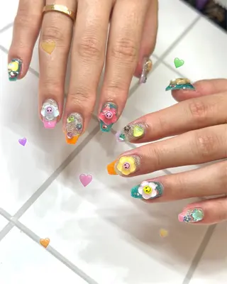 ネイル Elegancia. Hiromiのネイルデザイン