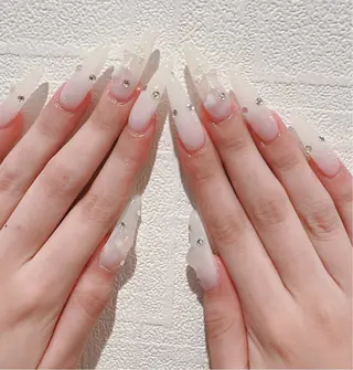 ネイル D-BEAUTY Nailsalonのネイルデザイン