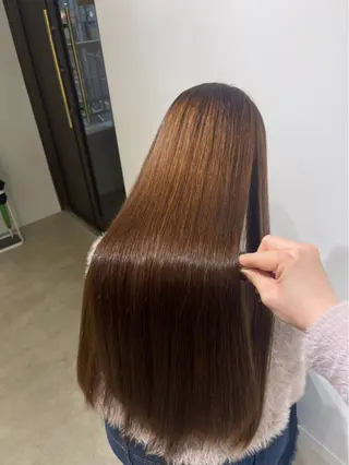 ロング lutia新宿 Rinaのヘアスタイル