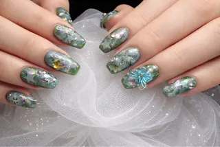 ネイル M.T nailのネイルデザイン