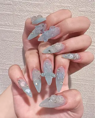 ネイル Luvia Ginzaのネイルデザイン