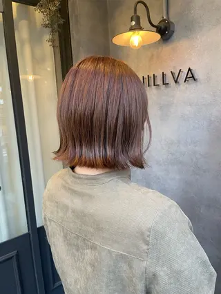 ミディアム N° jillva 腰山 菜々美のヘアスタイル